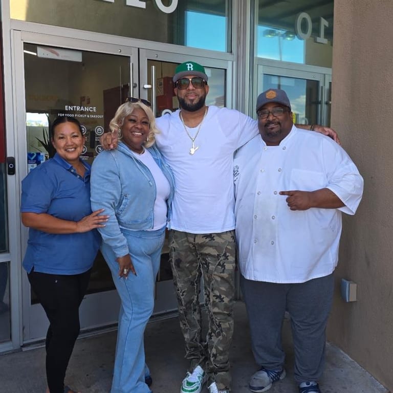 Simple Goals, Fresh Food, and Big Dreams 